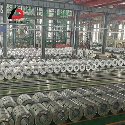 1200mm Galvanized Sheet Metal Coils Hot Dipped Dx51d SGCC Untuk atap