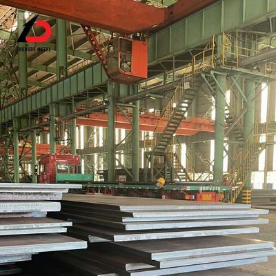 Q235B Ss400 S235jr ASTM A36 St37-2 Q345b S355jr Plat baja bergelombang panas Lemparan besi datar Jaring lentur formwork lembaran logam untuk konstruksi beton