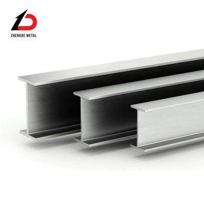 Hot Dip Galvanized Struktur Baja Karbon I / H Balok Untuk Solar Mounting System Disesuaikan Struktural