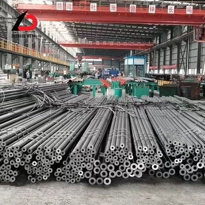 Ss400 S235jr Ss330 St37 St52 22*2.5mm 25*2mm 20*2.5mm 30*3mm Bulat Hitam Dicat Baja Karbon Rendah Pipa Hot Rolled Seamless Pipe