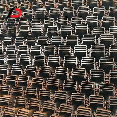 AISI Sy295 Lembar tumpukan 600 X 130 Sy390 Type3 Type4 Ringan digulung panas