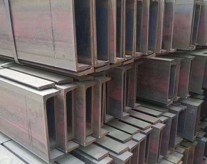 A36 Carbon Steel C Channel dengan Harga Kompetitif 41X41 41*21 Hot DIP Galvanized U Channel Steel 3